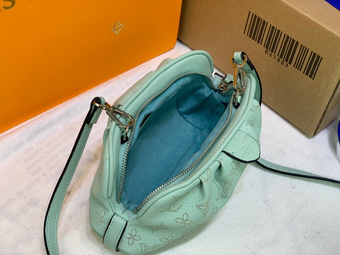 Designer Handbags LN 121