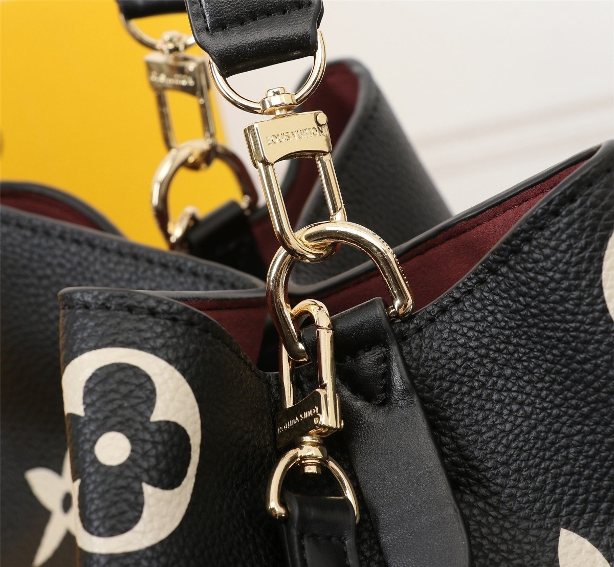 Designer Handbags LN 032