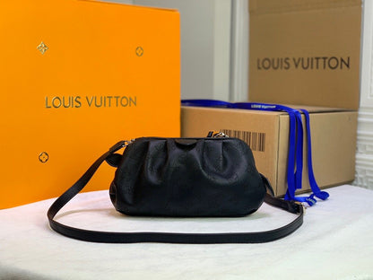 Designer Handbags LN 122