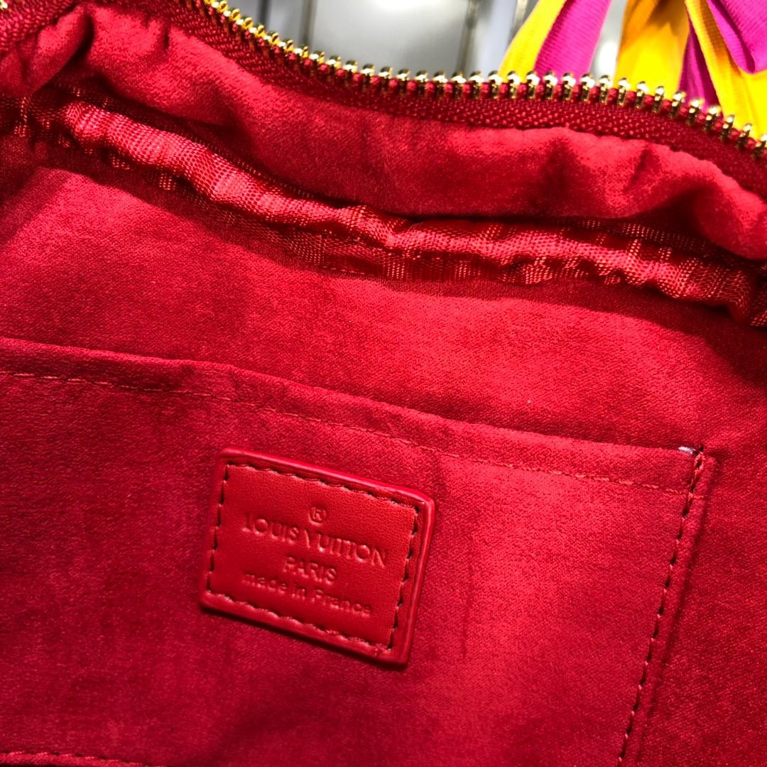 Designer Handbags LN 060