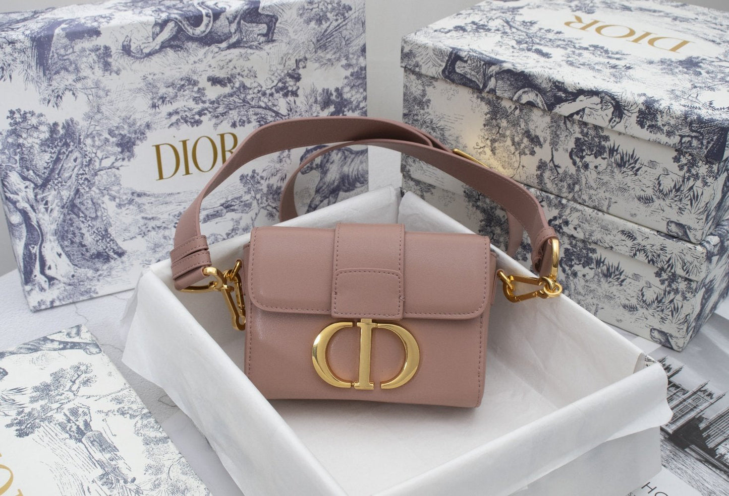 Designer Handbags DR 240