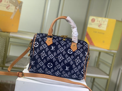 Designer Handbags LN 110