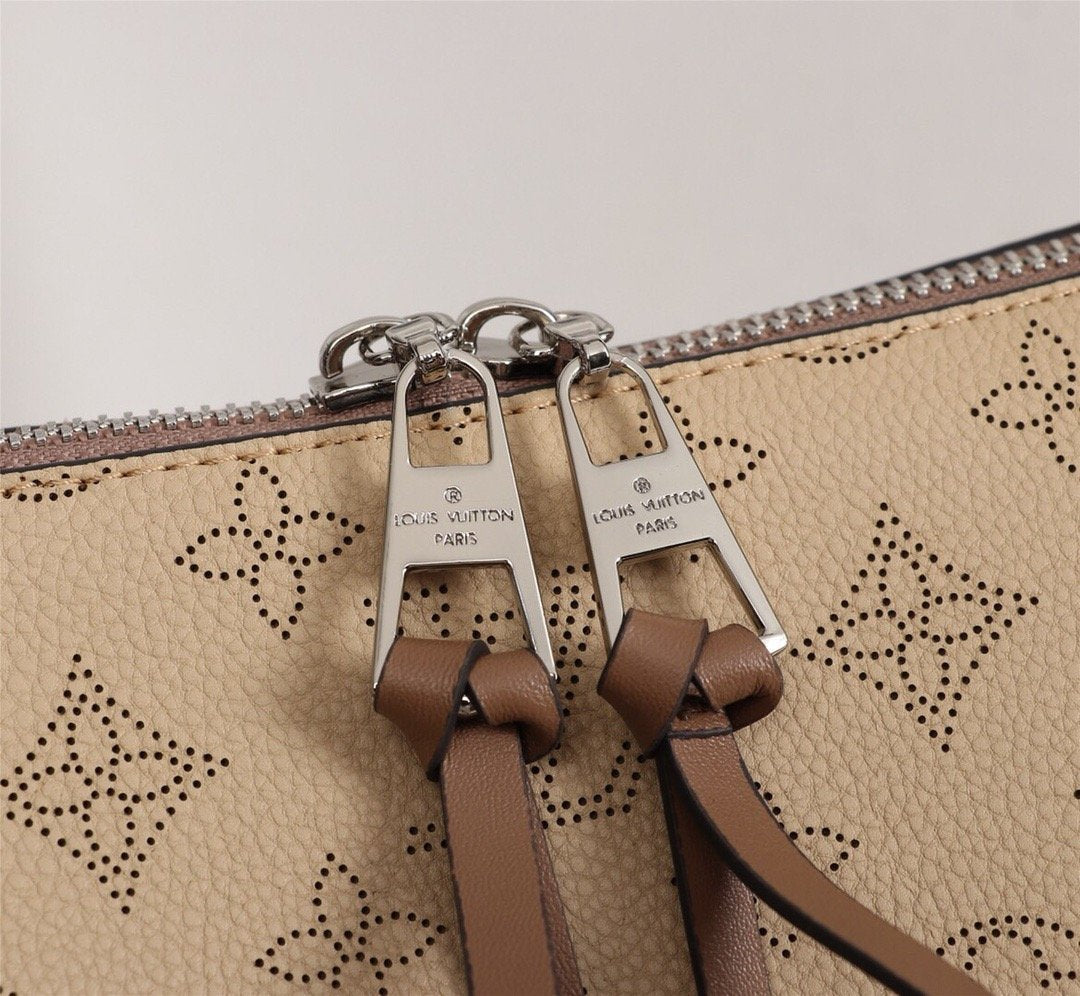 Designer Handbags LN 224