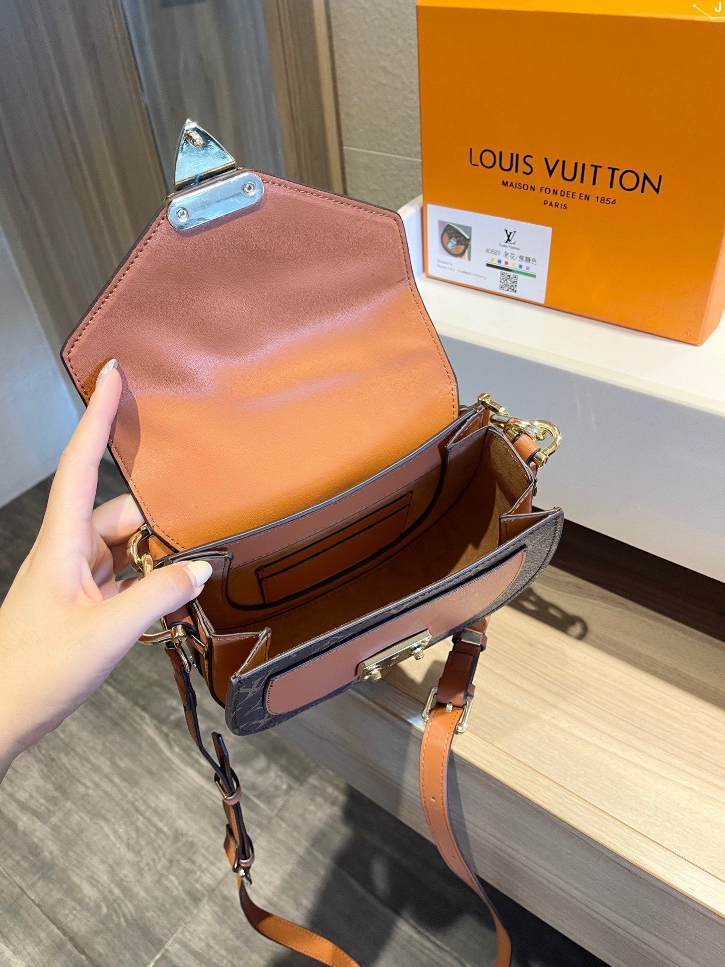 Designer Handbags LN 501