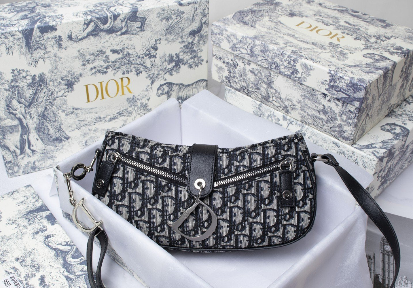 Designer Handbags DR 113