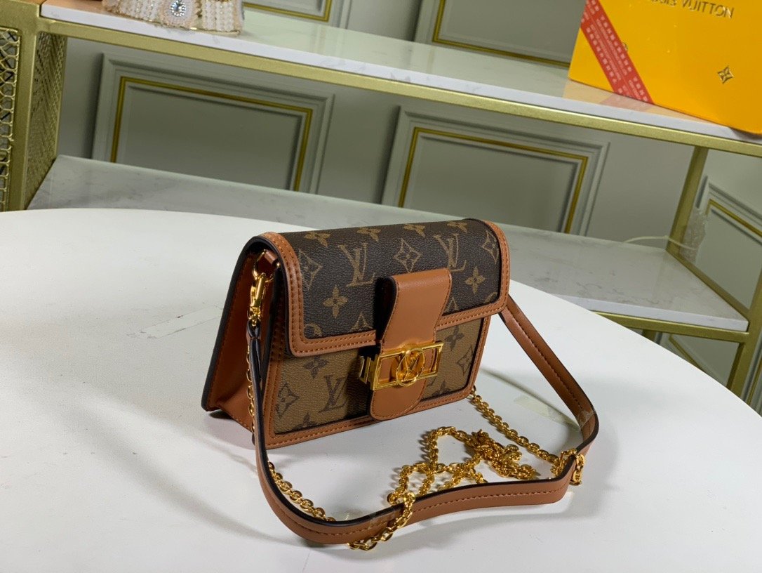 Designer Handbags LN 037