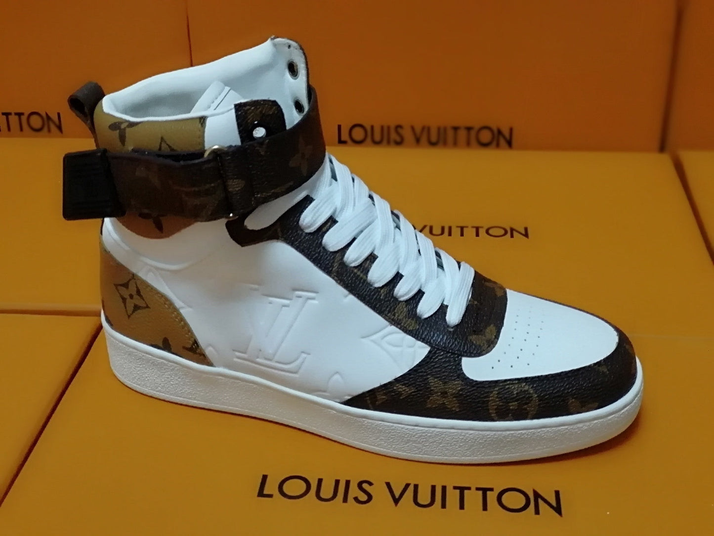 PT - Luv Rivoli White Brown Sneaker