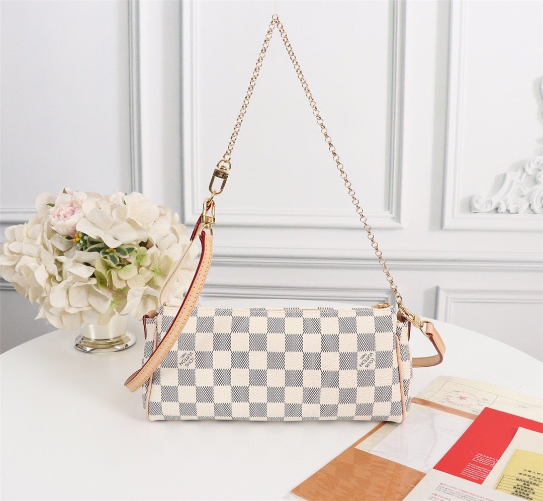 Designer Handbags LN 278